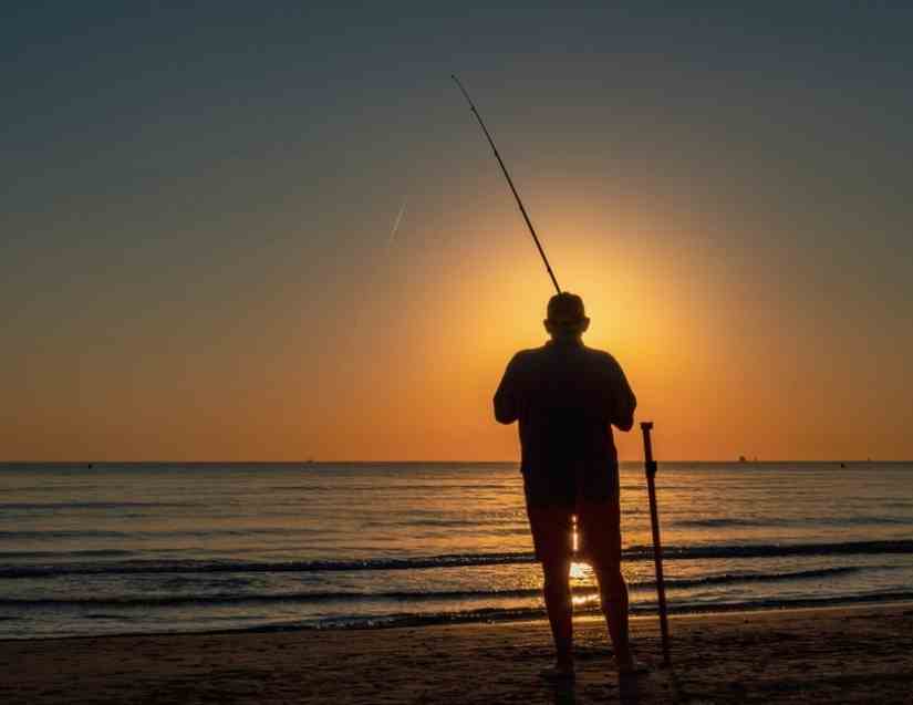 Can-you-use-a-10ft-rod-for-surf-fishing-1-1